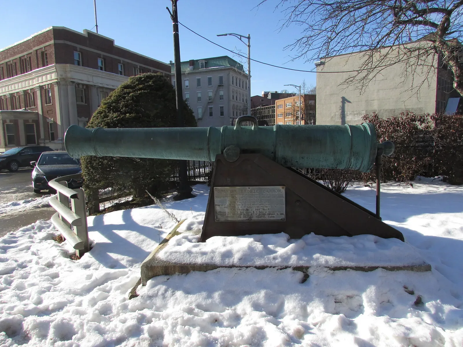 A bronze cannon from the late 18th century, showing the full barrel and mounting, representative of standardized artillery production during the Gribeauval era.