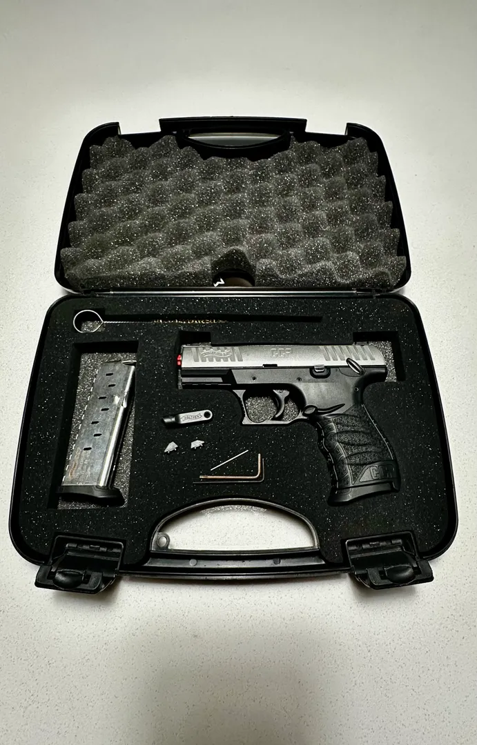 Walther CCP 9mm 